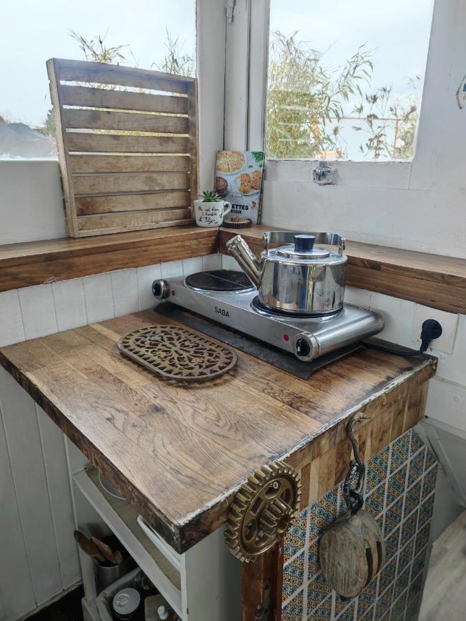 Bed and Breakfast Bateau Entre Lille Et Paris Thourotte Exterior foto