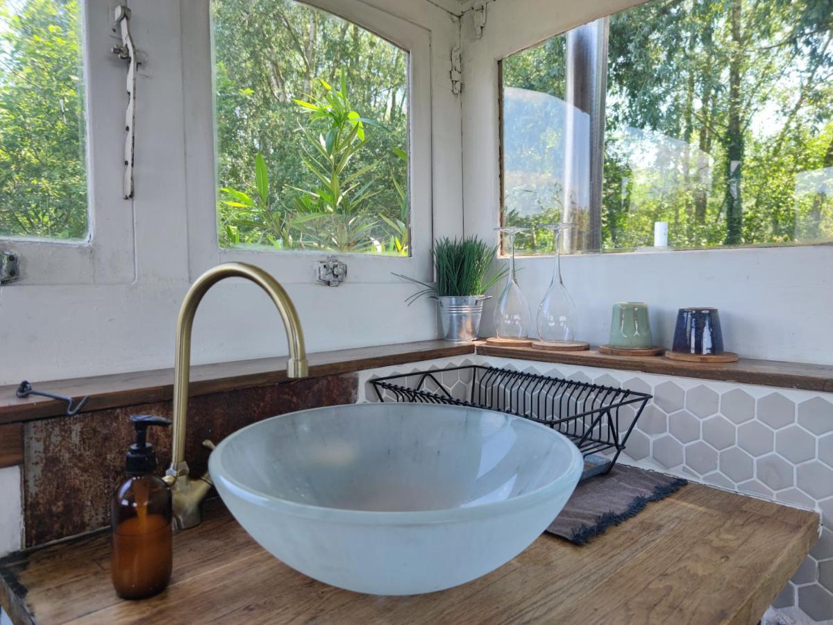 Bed and Breakfast Bateau Entre Lille Et Paris Thourotte Exterior foto